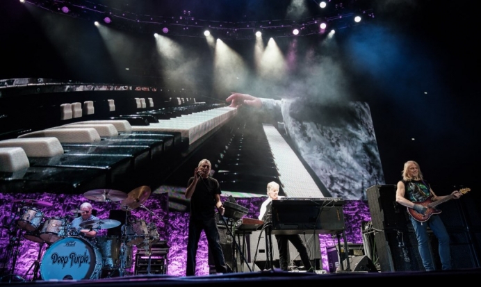 Peste 7.000 de fani ai muzicii rock, la concertul Deep Purple din Cluj