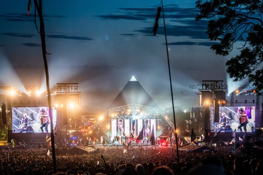 Guns N’ Roses au cucerit Glastonbury Festival in weekend