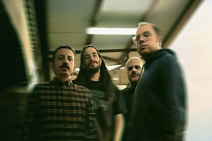 2. Trupa CALYCES anunta un videoclip nou si un turneu in Balcani