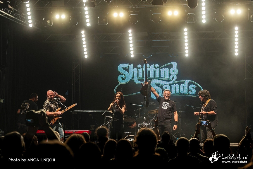 Shifting Sands a publicat videoclipul 'Din altă parte', filmat live in Quantic
