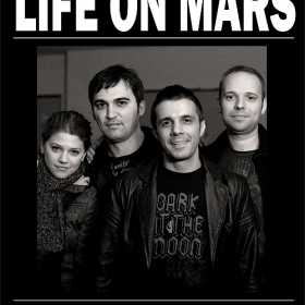 Concert Life On Mars in Club Jukebox