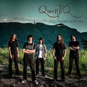 Asculta online Umbre de plumb, albumul de debut al trupei QuantiQ