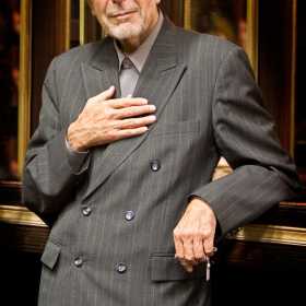 Spectacol Leonard Cohen de trei ore la Bucuresti