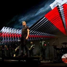 Golden Ring este sold-out pentru concertul Roger Waters - The Wall