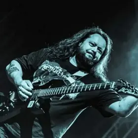 Momente grele pentru chitaristul trupei Korruption