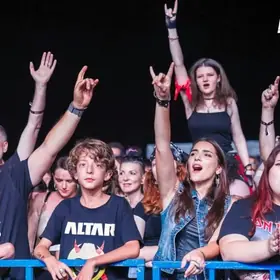 Tot ce trebuie să știi despre festivalul LaRock la Domeniul Cantacuzino: trupe, activări și sistemul de acces