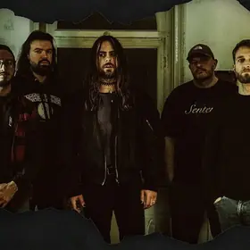 Insurgent revine cu Reverse The Curse