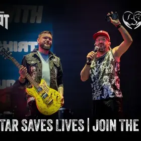 Licitația caritabilă pentru Fur-Ever Friends