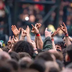 EMAGIC avertizează din nou asupra fraudelor cu bilete și a speculei după concertul Metallica de la București