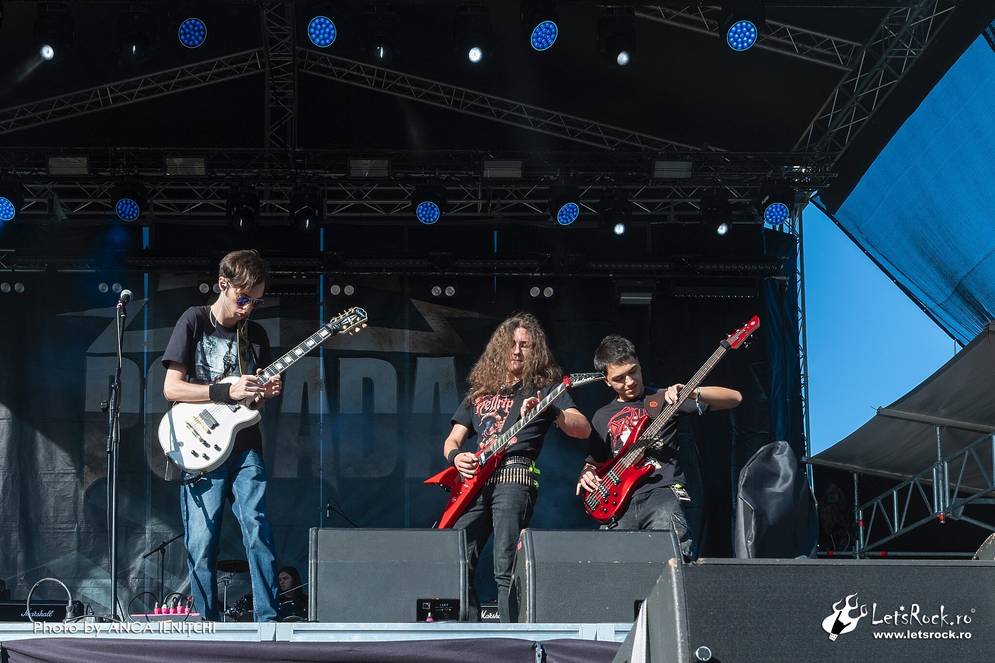 Hollow Flag, Posada Rock