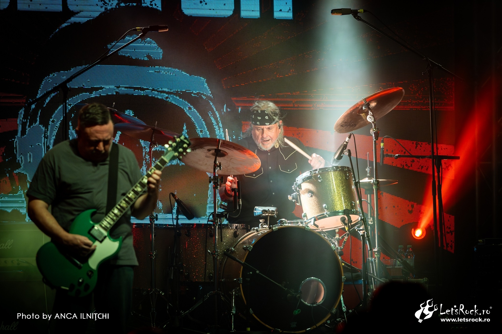 Clutch, Quantic