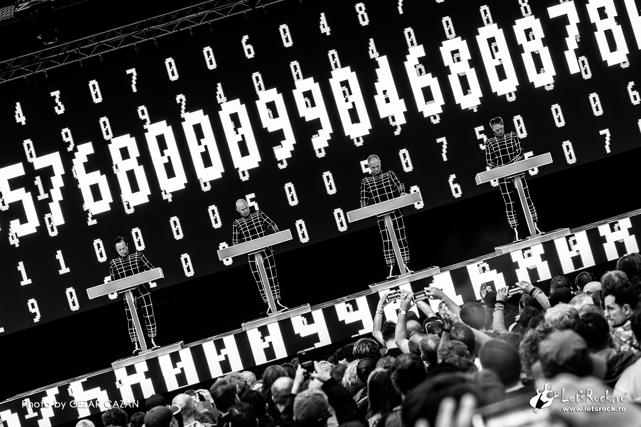Kraftwerk, Arenele Romane