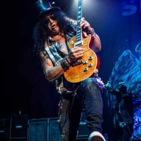 Slash, Sala Palatului