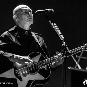 Billy Corgan, Beraria H