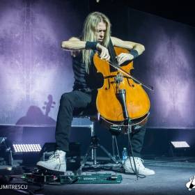 Apocalyptica, Arenele Romane, Metallica