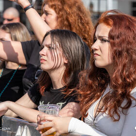 Public, Metalhead Meeting