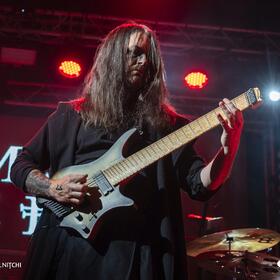 Crimson Veil, Quantic