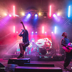 Within Destruction, Quantic