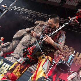 The HU, Arenele Romane