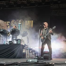 The HU, Arenele Romane