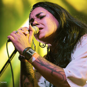 HØLLS, club Quantic