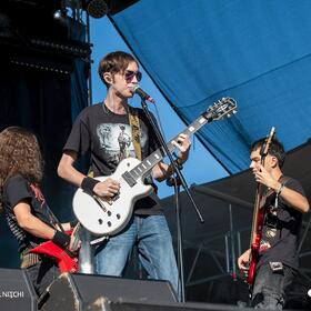 Hollow Flag, Posada Rock