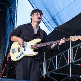 Jet Black, Posada Rock