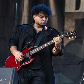 Jet Black, Posada Rock