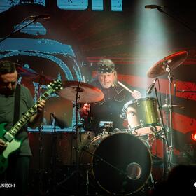 Clutch, Quantic