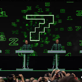 Kraftwerk, Arenele Romane