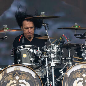 38. Queensrÿche