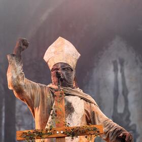 Non Est Deus, REF 2026
