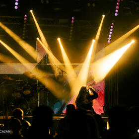 June Turns Black, club Quantic